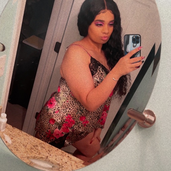 Custom glueless wig - Picture 9 of 15